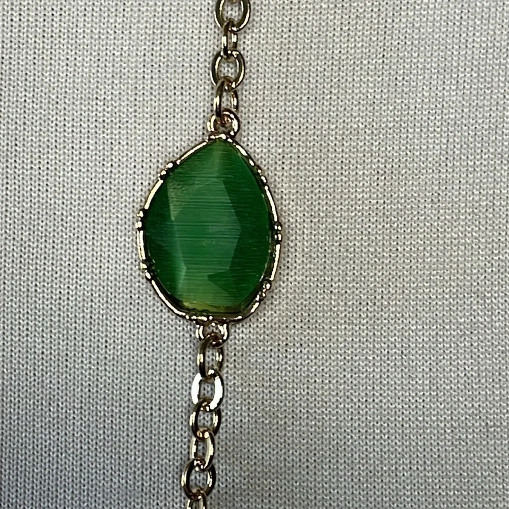 NWT 14th & Union Green Jewel Tone Necklace Strand Gold Tone Chain